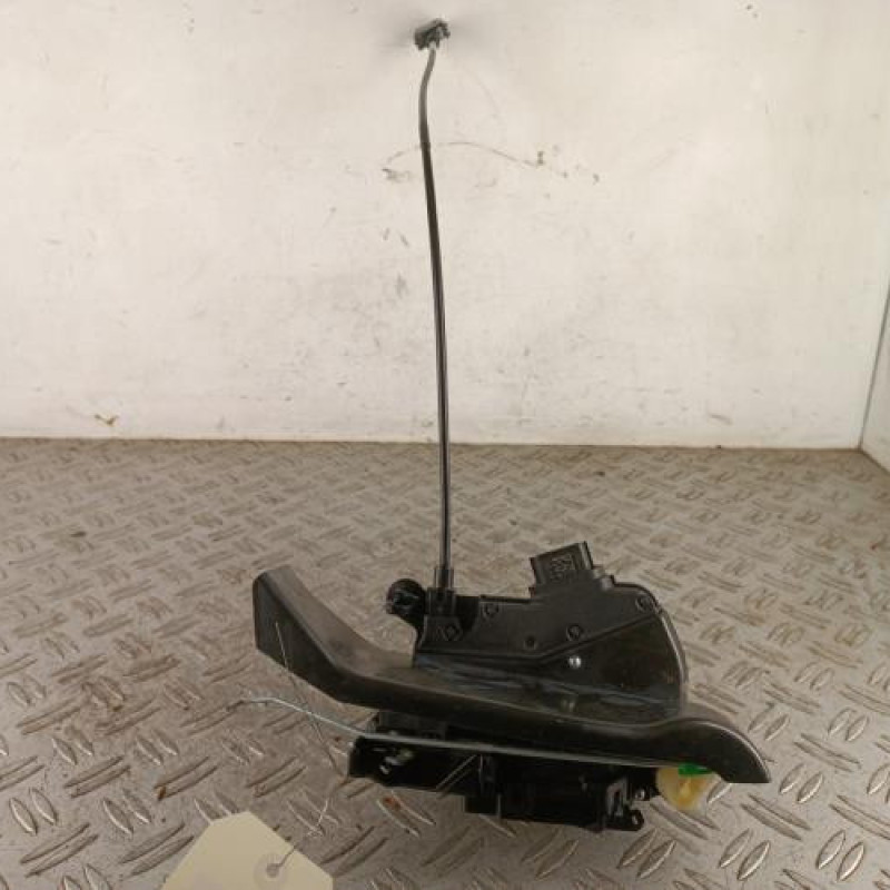 Serrure avant gauche RENAULT TRAFIC 3 COURT Serrure avant gauche RENAULT TRAFIC 3 COURT