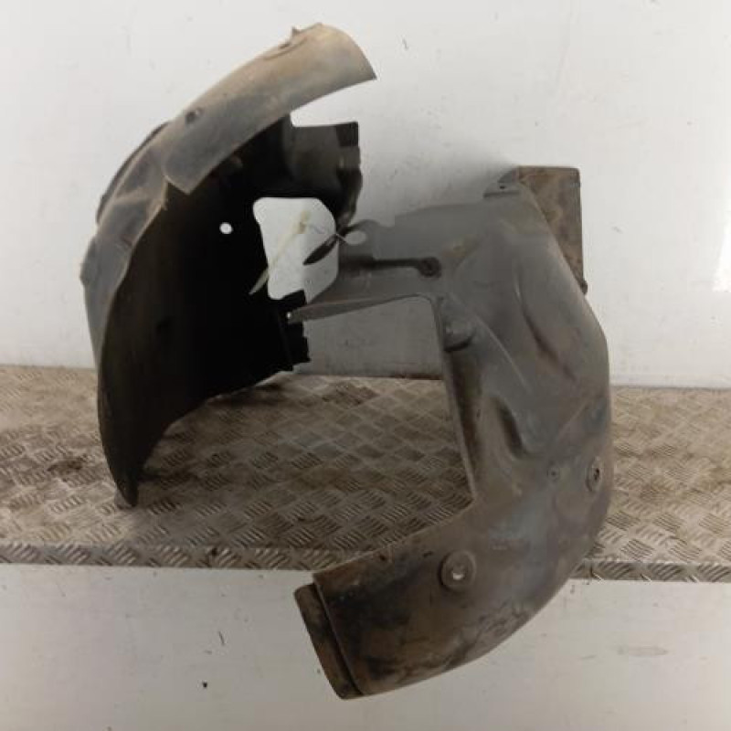 Pare boue avant gauche RENAULT MEGANE 2