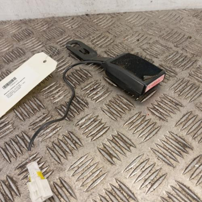 Attache ceinture avant gauche PEUGEOT 207