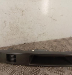 Interrupteur de leve vitre avant gauche CHEVROLET SPARK Photo n°1