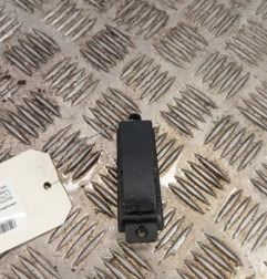 Interrupteur de leve vitre avant droit MAZDA 2 2 Photo n°1