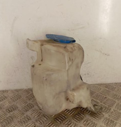 Vase de lave glace SKODA OCTAVIA 1 Photo n°1