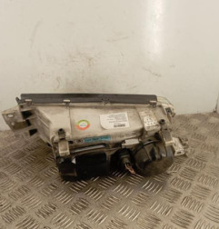 Optique avant principal droit (feux)(phare) SKODA OCTAVIA 1