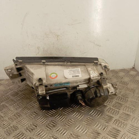 Optique avant principal droit (feux)(phare) SKODA OCTAVIA 1
