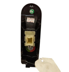 Interrupteur de leve vitre avant droit RENAULT CAPTUR 1