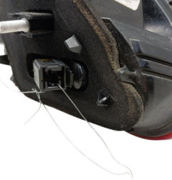 Feu arriere secondaire droit (feux) PEUGEOT 2008 1 Photo n°4