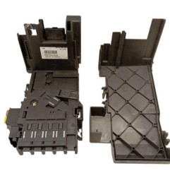 Porte fusible PEUGEOT 5008 1