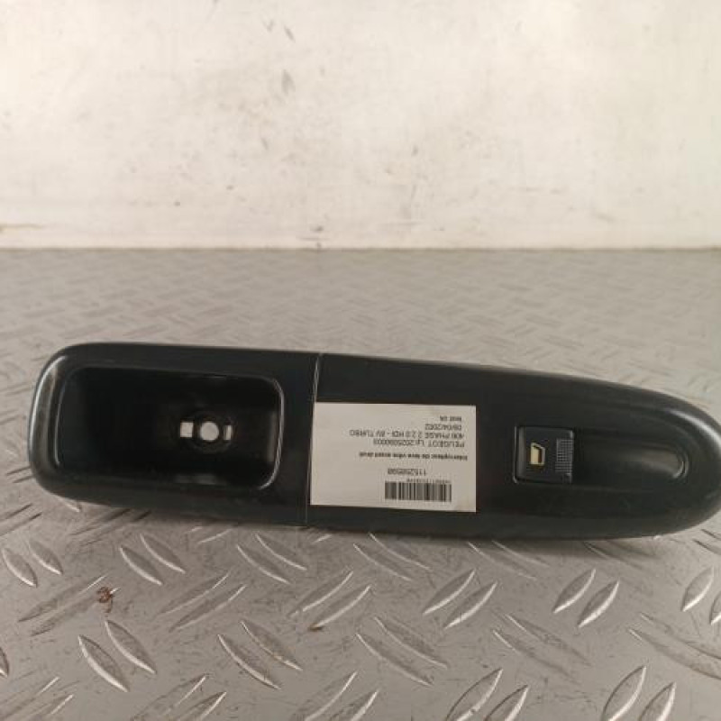 Interrupteur de leve vitre avant droit PEUGEOT 406