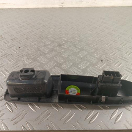 Interrupteur de leve vitre avant droit PEUGEOT 406