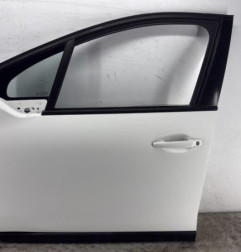 Porte avant gauche PEUGEOT 2008 1 Photo n°1