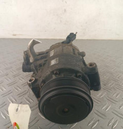 Compresseur clim AUDI A4 2 Photo n°1