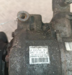 Compresseur clim AUDI A4 2 Photo n°4