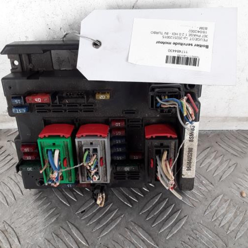 Boitier servitude moteur (BSM) PEUGEOT 307 Boitier servitude moteur (BSM) PEUGEOT 307