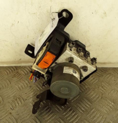 Bloc ABS (freins anti-blocage) PEUGEOT 308 2 SW Photo n°1