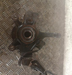 Moyeu avant droit RENAULT MASTER 2 Photo n°1