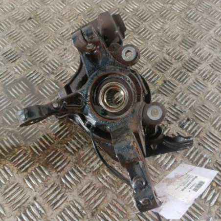 Moyeu avant droit OPEL COMBO D Photo n°1