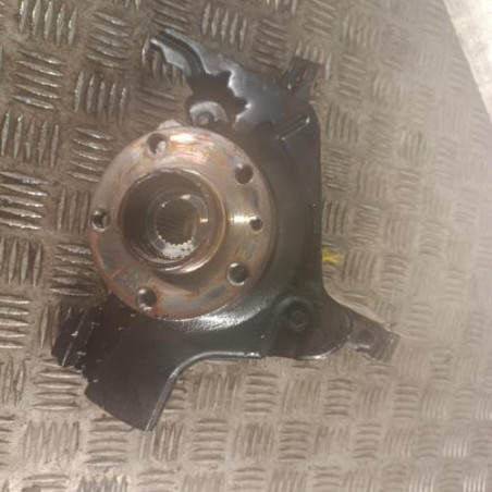 Moyeu avant gauche OPEL COMBO D