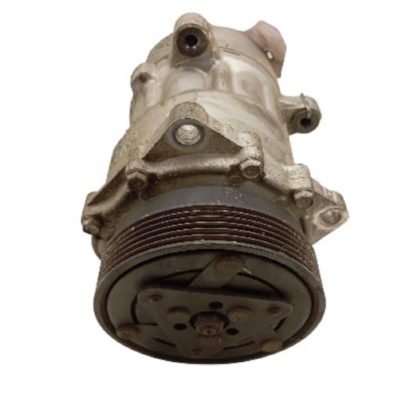 Compresseur clim VOLKSWAGEN NEW BEETLE 1