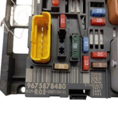 Boitier servitude moteur (BSM) PEUGEOT 308 1 Photo n°3