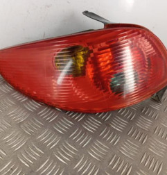 Feu arriere principal gauche (feux) PEUGEOT 206 Photo n°1