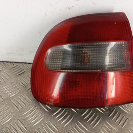 Feu arriere principal gauche (feux) VOLVO V 40 1 Photo n°1