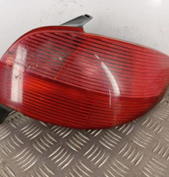 Feu arriere principal droit (feux) PEUGEOT 206 Photo n°1