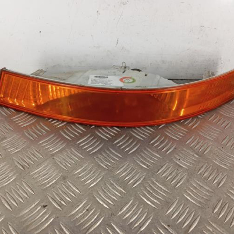 Optique avant secondaire gauche (feux)(clignotant) RENAULT MASTER 2