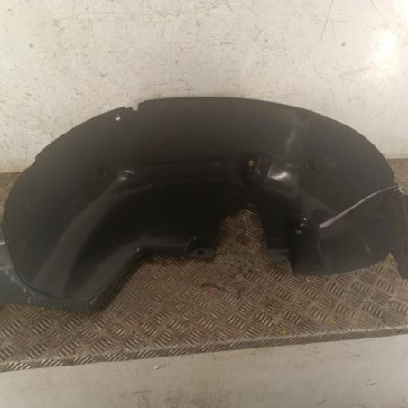 Pare boue arriere droit PEUGEOT 2008 1