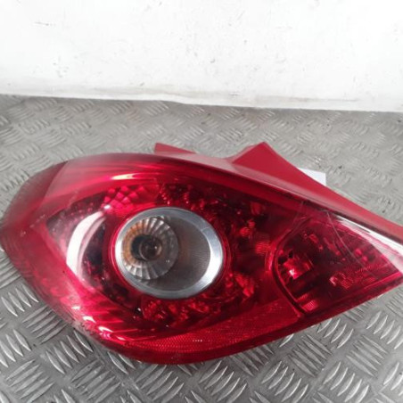 Feu arriere principal gauche (feux) OPEL CORSA D Photo n°1
