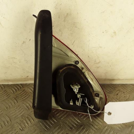 Feu arriere secondaire droit (feux) PEUGEOT 2008 1