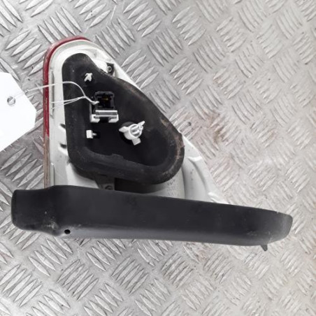 Feu arriere secondaire gauche (feux) PEUGEOT 2008 1