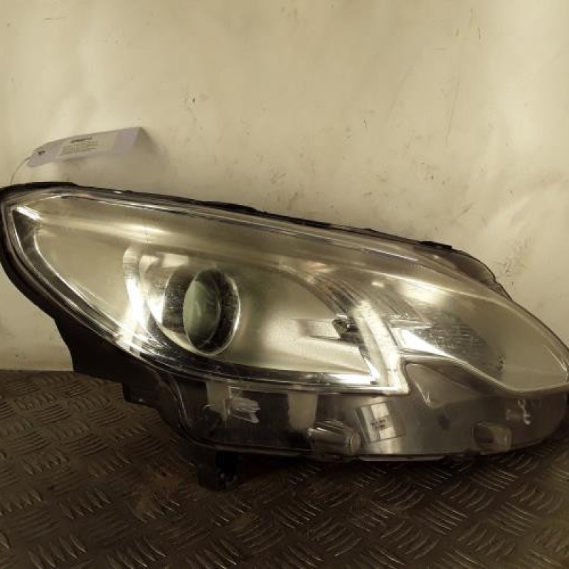 Optique avant principal droit (feux)(phare) PEUGEOT 2008 1