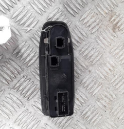 Interrupteur de leve vitre avant gauche PEUGEOT 2008 1