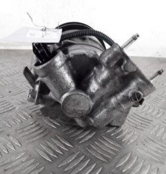 Compresseur clim PEUGEOT 308 2 Photo n°3