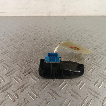 Interrupteur de leve vitre avant droit RENAULT MASTER 3