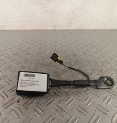 Attache ceinture avant gauche PEUGEOT 508 1 SW Photo n°1