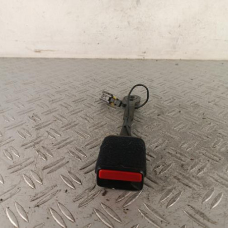 Attache ceinture avant gauche PEUGEOT 508 1 SW