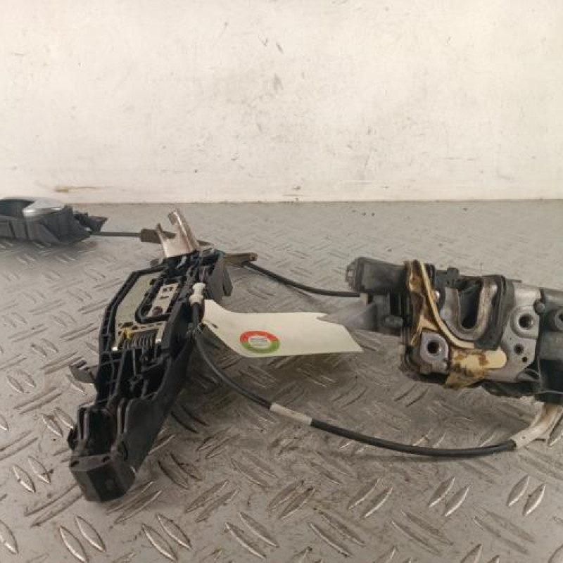 Serrure avant gauche PEUGEOT 508 1 SW Serrure avant gauche PEUGEOT 508 1 SW