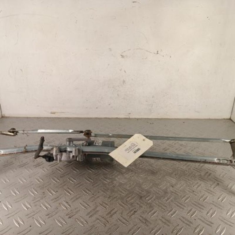 Moteur essuie glace avant RENAULT MASTER 3