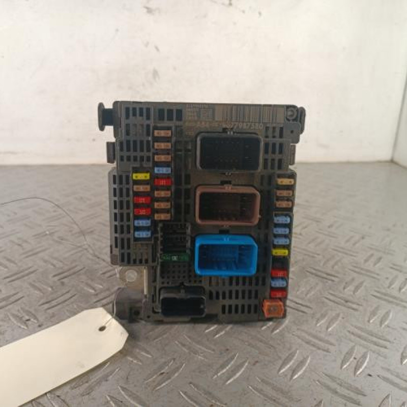 Boitier servitude moteur (BSM) PEUGEOT 508 1 SW Boitier servitude moteur (BSM) PEUGEOT 508 1 SW