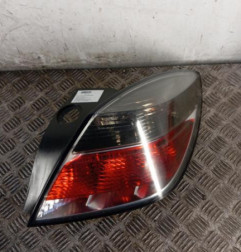 Feu arriere principal droit (feux) OPEL ASTRA H Photo n°1