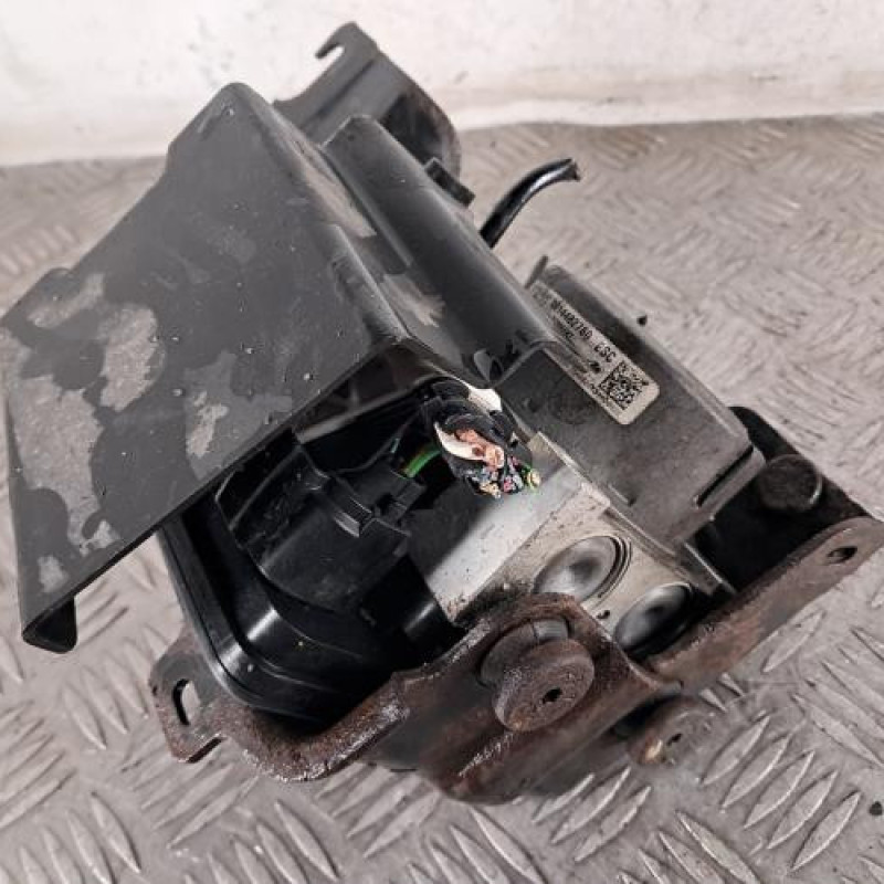 Bloc ABS (freins anti-blocage) PEUGEOT 2008 1 Bloc ABS (freins anti-blocage) PEUGEOT 2008 1