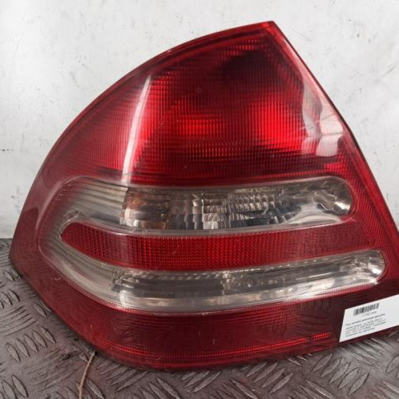 Feu arriere principal gauche (feux) MERCEDES CLASSE C 203