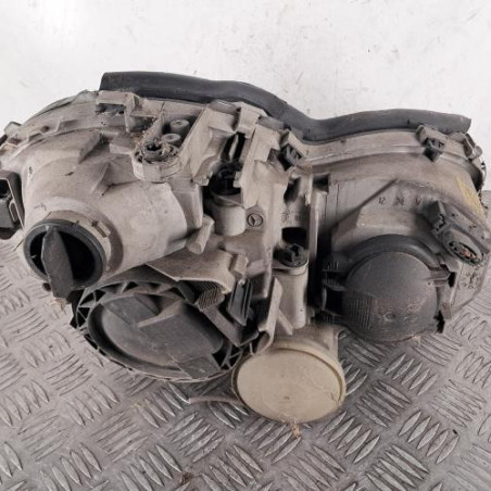 Optique avant principal gauche (feux)(phare) MERCEDES CLASSE C 203