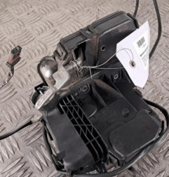 Serrure avant gauche MERCEDES CLASSE C 203