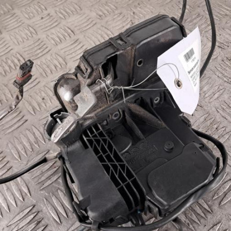 Serrure avant gauche MERCEDES CLASSE C 203