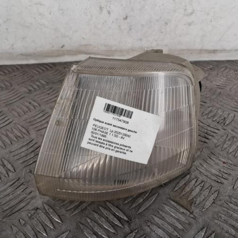 Optique avant secondaire gauche (feux)(clignotant) PEUGEOT 106