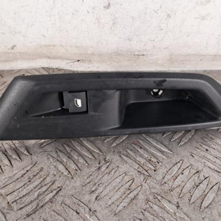 Interrupteur de leve vitre arriere gauche PEUGEOT 308 3 Photo n°1