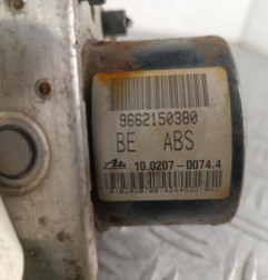 Bloc ABS (freins anti-blocage) CITROEN C3 1 Photo n°3