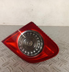 Feu arriere secondaire droit (feux) VOLKSWAGEN PASSAT 5 Photo n°1